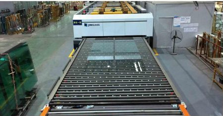 Glass processing line at the Jiangsu Yaoxing facility
